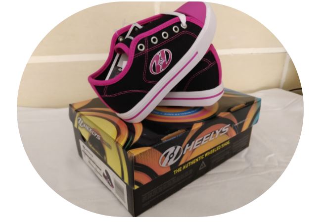 Roll … Roll … Roll … these fashionable heelys! SWAG!! 😎